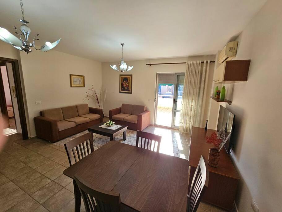 Central Apartment Tirana Kültér fotó
