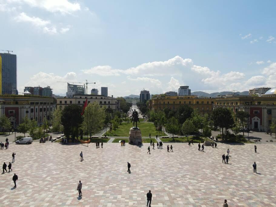 Central Apartment Tirana Kültér fotó