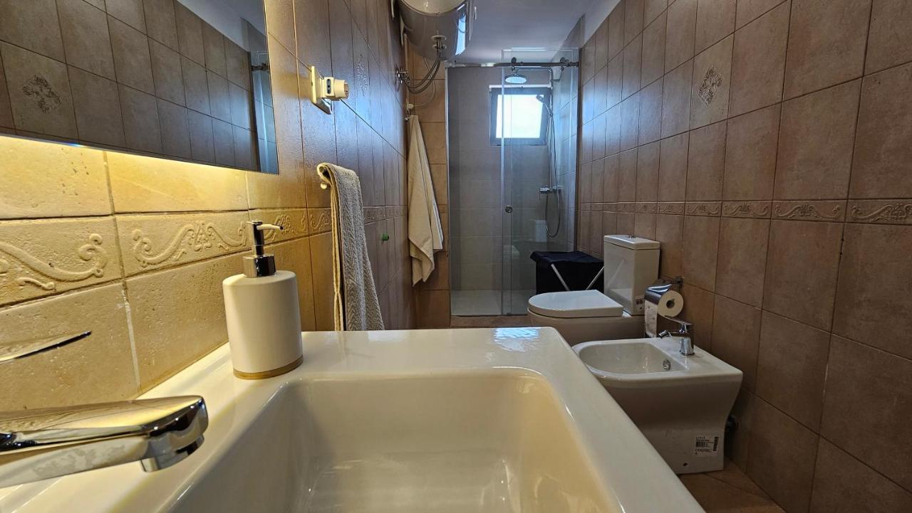 Central Apartment Tirana Kültér fotó